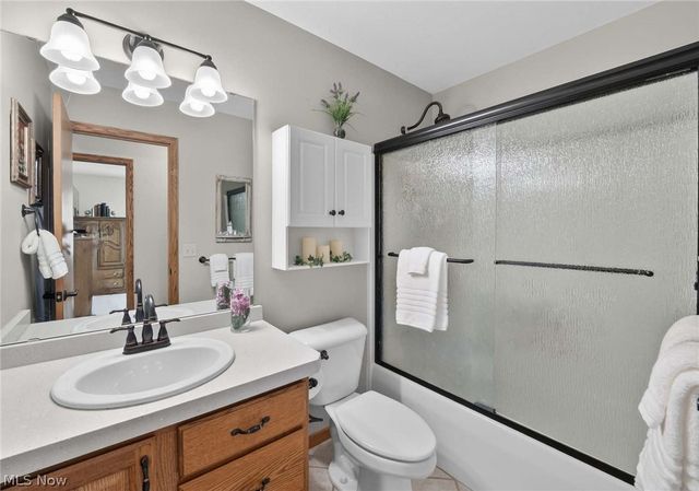 119 Barkwood Drive, Wadsworth, OH 44281
