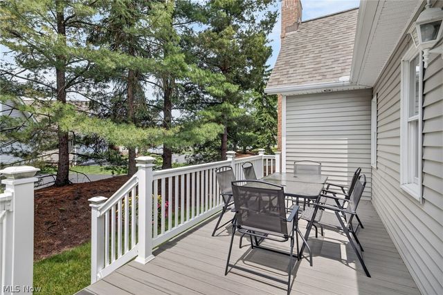 119 Barkwood Drive, Wadsworth, OH 44281