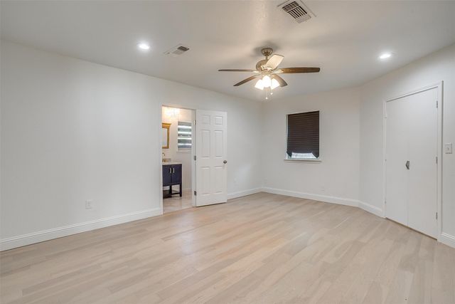 436 Nathan Street, Burleson, TX 76028