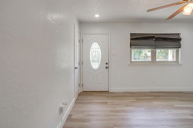 436 Nathan Street, Burleson, TX 76028