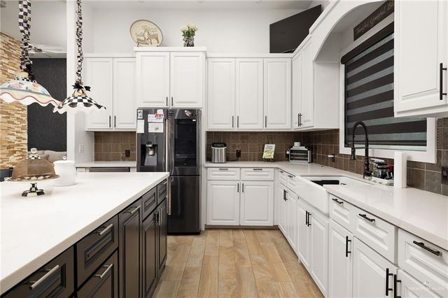 1320 S Cesar Chavez Road, Edinburg, TX 78542