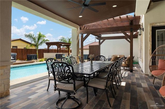 1320 S Cesar Chavez Road, Edinburg, TX 78542