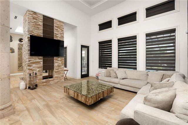 1320 S Cesar Chavez Road, Edinburg, TX 78542