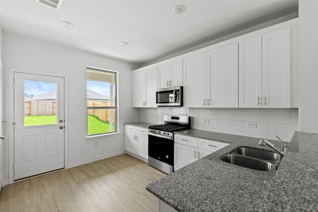 15226 Canyon Rapids Road, Conroe, TX 77302