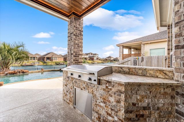 29450 Westhope Drive, Spring, TX 77386