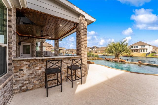 29450 Westhope Drive, Spring, TX 77386