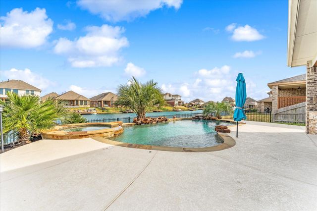 29450 Westhope Drive, Spring, TX 77386