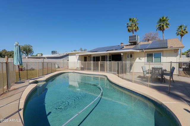 1527 W ALAMO Drive, Chandler, AZ 85224