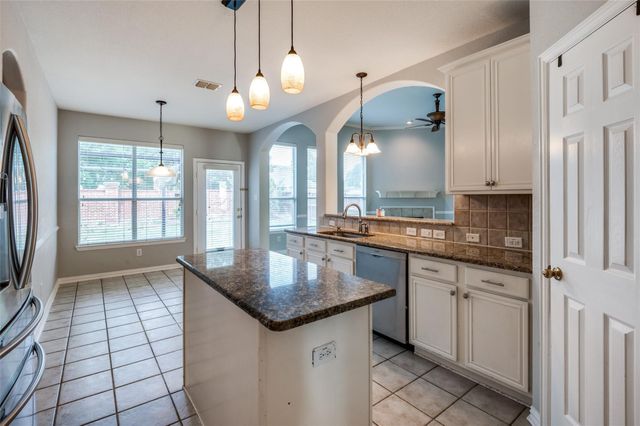 323 Del Cano Drive, Allen, TX 75002