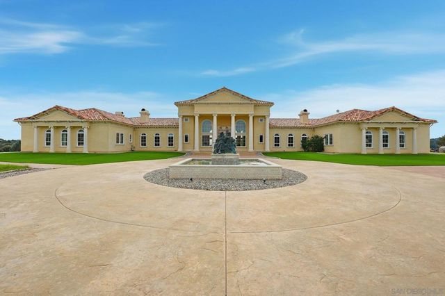 19319 Calle Juanito, Murrieta, CA 92562