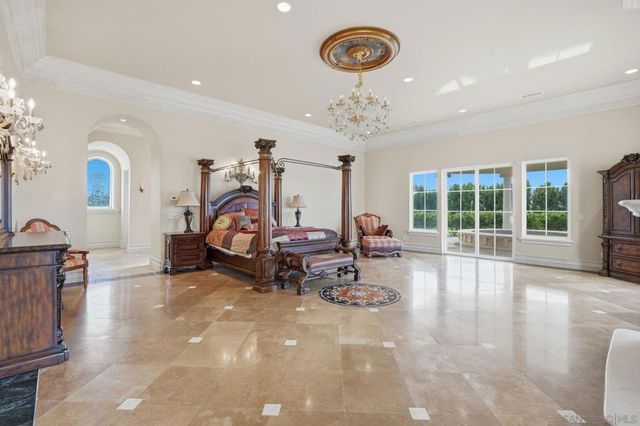 19319 Calle Juanito, Murrieta, CA 92562