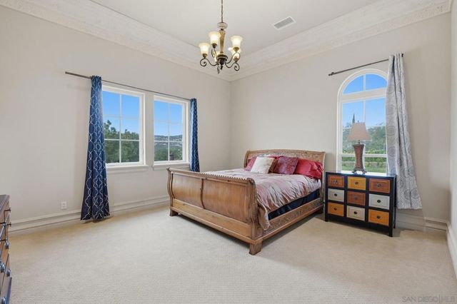 19319 Calle Juanito, Murrieta, CA 92562