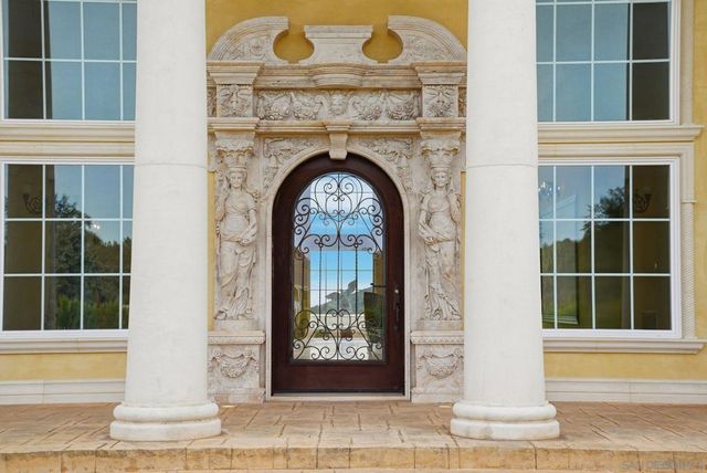 19319 Calle Juanito, Murrieta, CA 92562