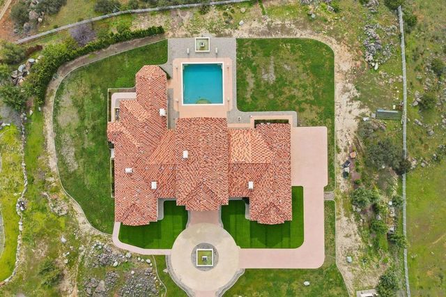 19319 Calle Juanito, Murrieta, CA 92562