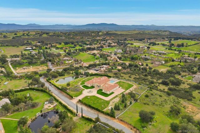 19319 Calle Juanito, Murrieta, CA 92562