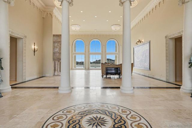 19319 Calle Juanito, Murrieta, CA 92562