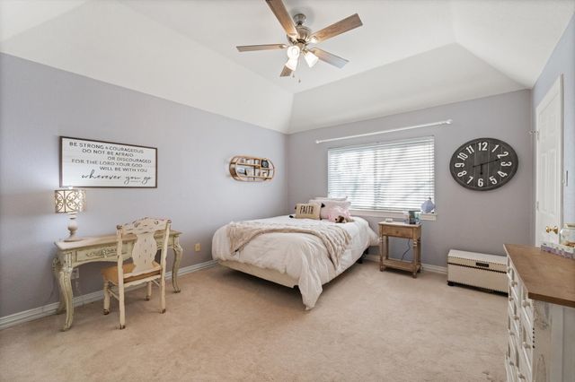 901 Walnut Falls Circle, Mansfield, TX 76063