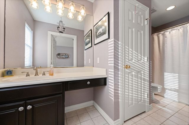 901 Walnut Falls Circle, Mansfield, TX 76063