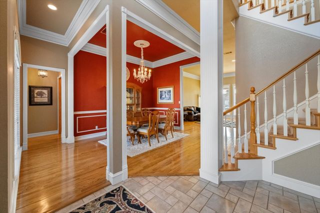 901 Walnut Falls Circle, Mansfield, TX 76063