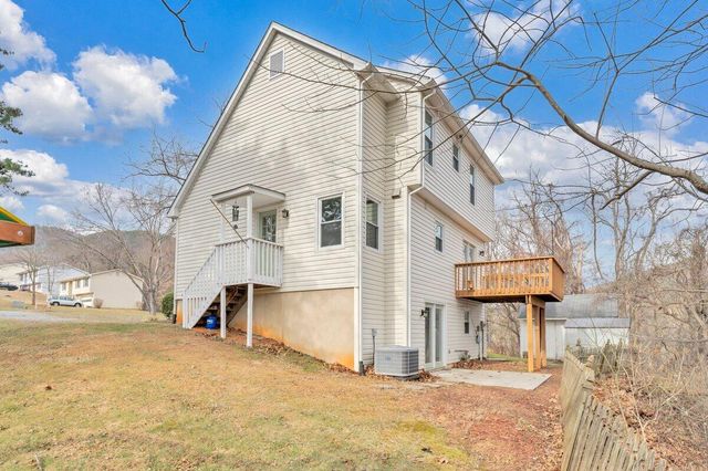 3 North Rome DR, Roanoke, VA 24019