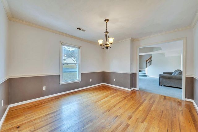 3 North Rome DR, Roanoke, VA 24019