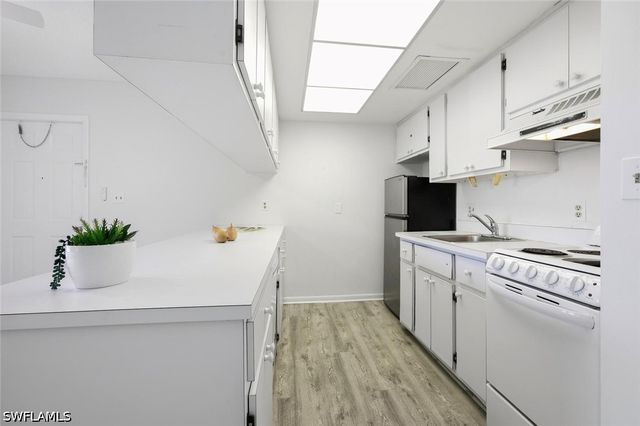 11 Bob O Link CT 11B, Naples, FL 34105