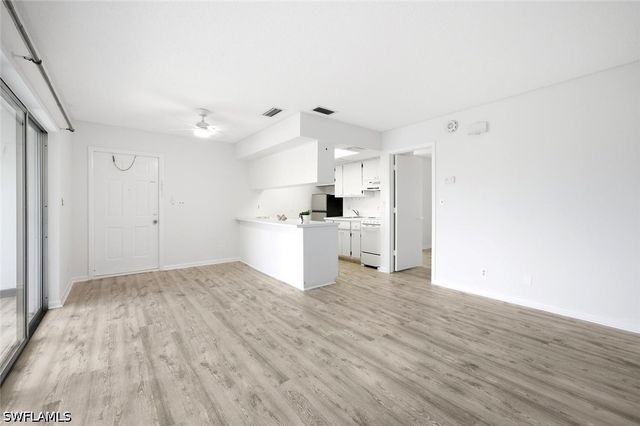 11 Bob O Link CT 11B, Naples, FL 34105
