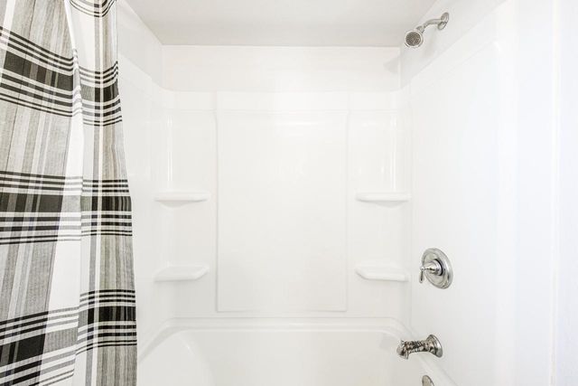 4214 W Portage STREET, Milwaukee, WI 53209