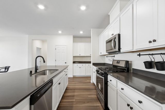 447 Vigo Ct, Lincoln, CA 95648