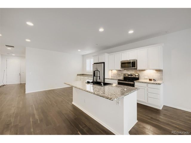 9629 Albion Ln, Thornton, CO 80229