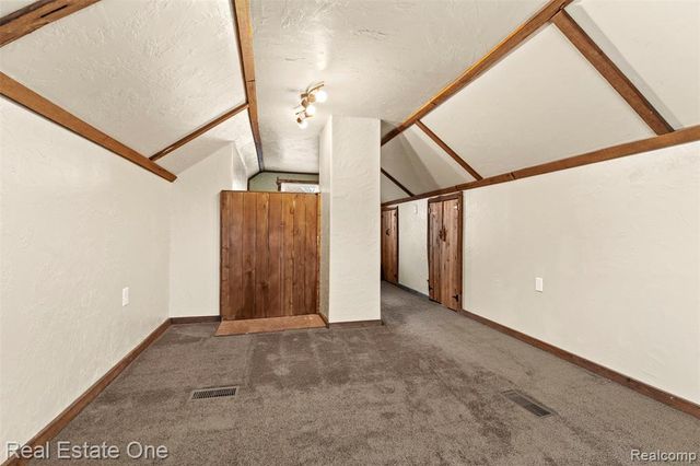 9140 Cloverlawn Street, Detroit, MI 48204