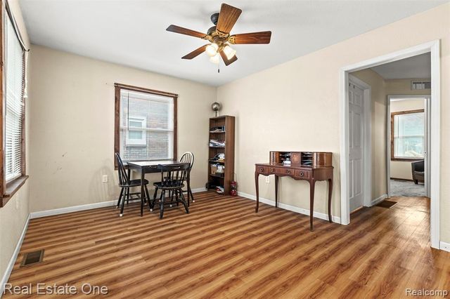 9140 Cloverlawn Street, Detroit, MI 48204