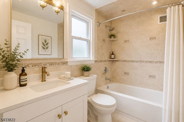 49 Amherst Pl, Livingston Twp., NJ 07039