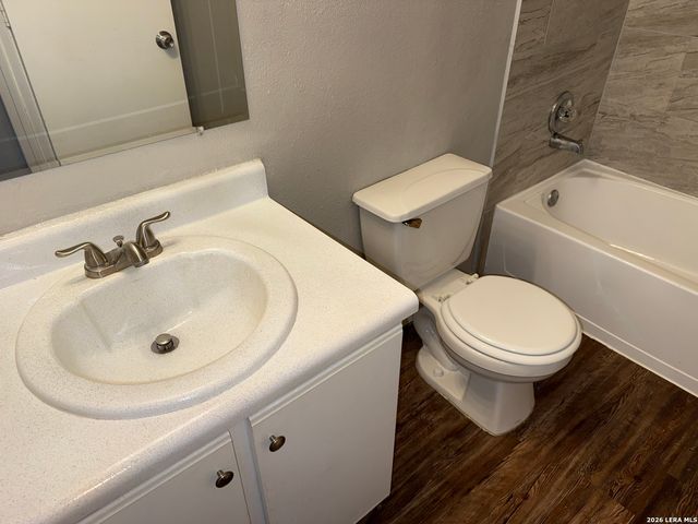 375 STONE PT, New Braunfels, TX 78130