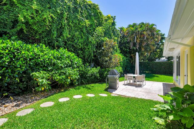 241 Via Linda, Palm Beach, FL 33480