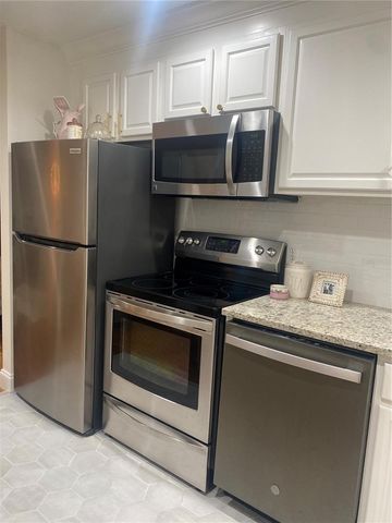 320 LAKEVIEW STREET 222, Orlando, FL 32804