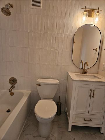 320 LAKEVIEW STREET 222, Orlando, FL 32804