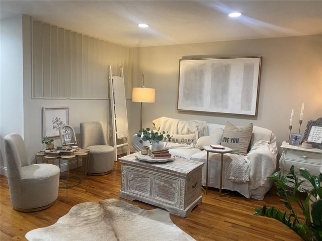 320 LAKEVIEW STREET 222, Orlando, FL 32804