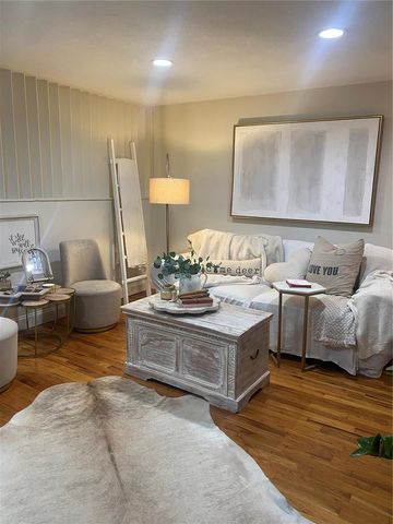 320 LAKEVIEW STREET 222, Orlando, FL 32804