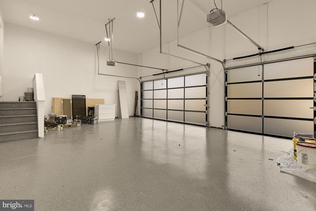 6935 SOUTHRIDGE DR, Mclean, VA 22101