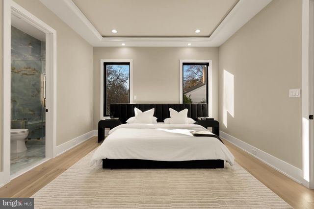 6935 SOUTHRIDGE DR, Mclean, VA 22101