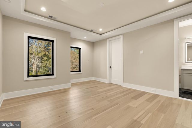 6935 SOUTHRIDGE DR, Mclean, VA 22101