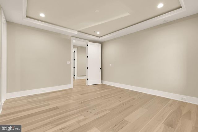 6935 SOUTHRIDGE DR, Mclean, VA 22101