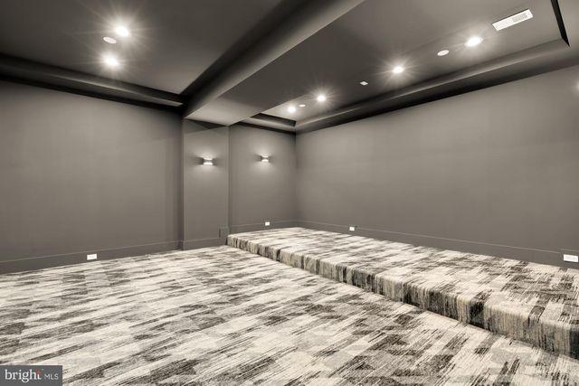 6935 SOUTHRIDGE DR, Mclean, VA 22101