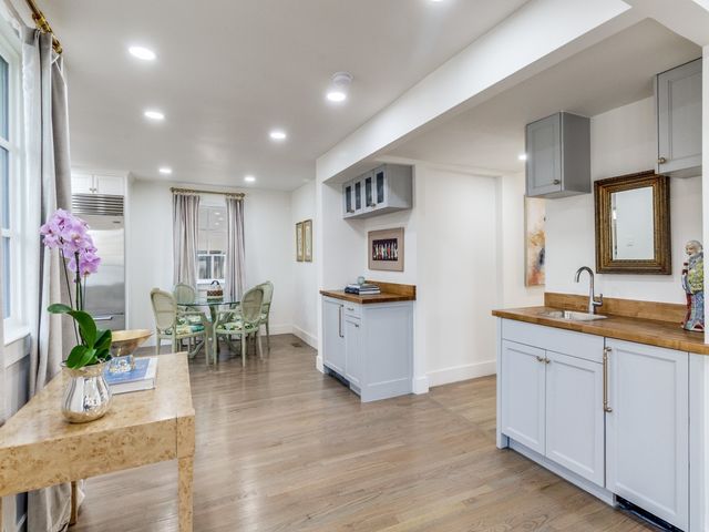 5325 W University Boulevard, Dallas, TX 75209