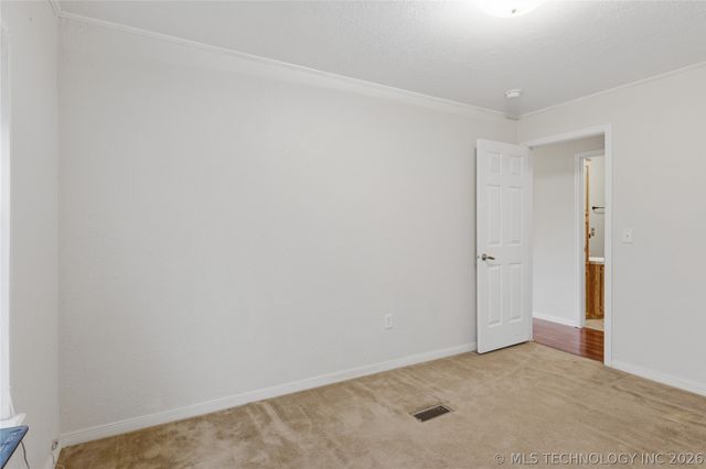 13852 S 433 Road, Chouteau, OK 74337