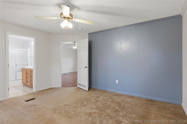 13852 S 433 Road, Chouteau, OK 74337