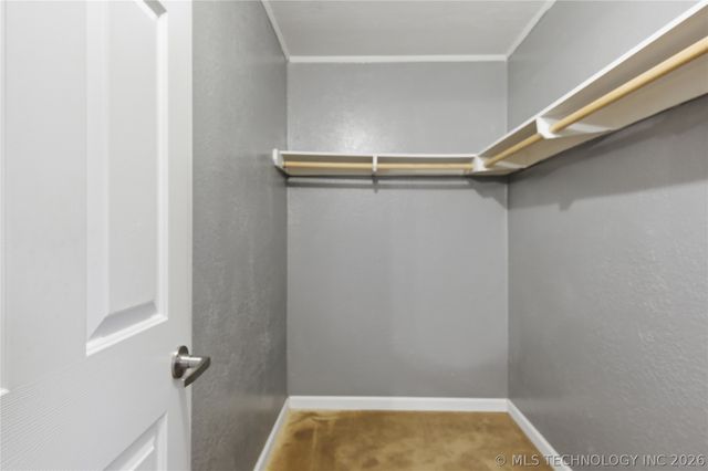 13852 S 433 Road, Chouteau, OK 74337