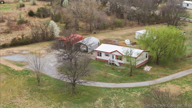 13852 S 433 Road, Chouteau, OK 74337