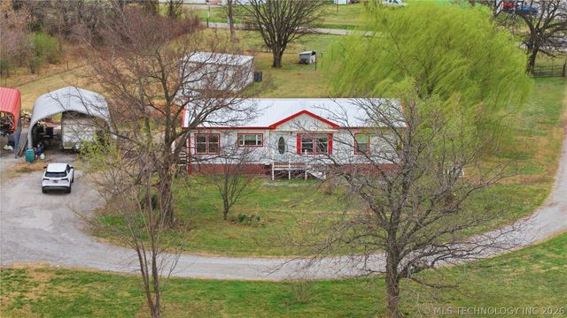 13852 S 433 Road, Chouteau, OK 74337